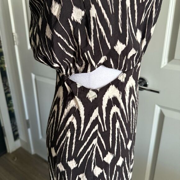Zara Brown and Cream Boho Ikat Print Long Sleeve Maxi Dress Size XS - Picture 4 of 9